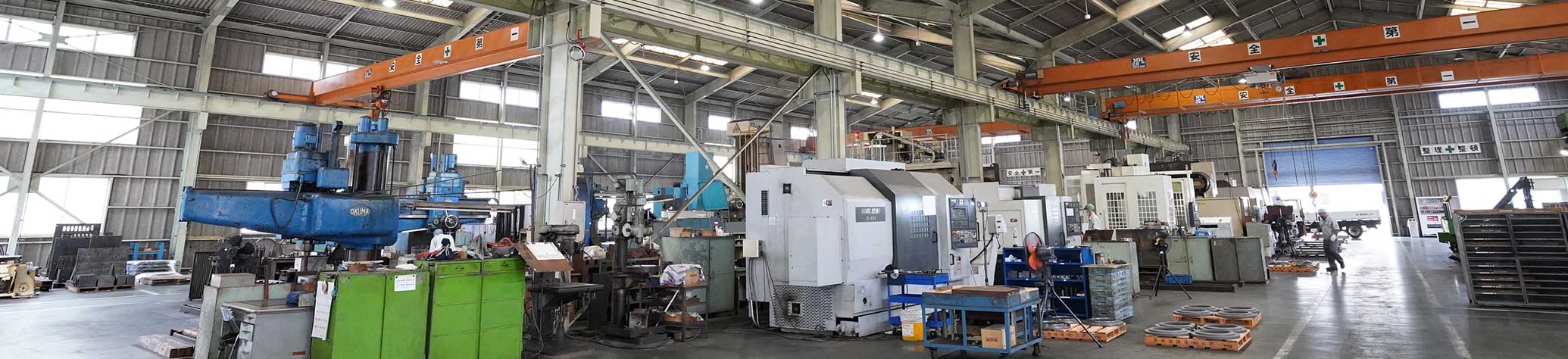 関根鉄工所の工場内観